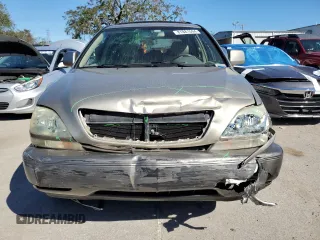 2002 Lexus RX 300 with VIN JTJHF10U920278373, listed as a Copart auction lot 81881594 with 197,501 mi miles and Salvage Title. Bid and sale history available at carsss.com. Image 5.