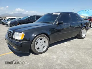 1994 Mercedes-Benz 400 E z VIN WDBEA34E6RC103296, wystawiony jako Copart lot #57000855 z przebiegiem 186 177 mil mil oraz Tytuł czysty. Historia ofert i sprzedaży dostępna na DreamBid. Obrazek 1.