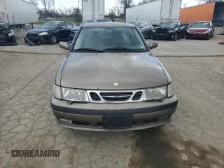 2002 Saab 9-3 z VIN YS3DF58KX22004947, wystawiony jako Copart lot #49740465 z przebiegiem Nie podano mil oraz Czysty tytuł • Clean title. Historia ofert i sprzedaży dostępna na DreamBid. Obrazek 5.