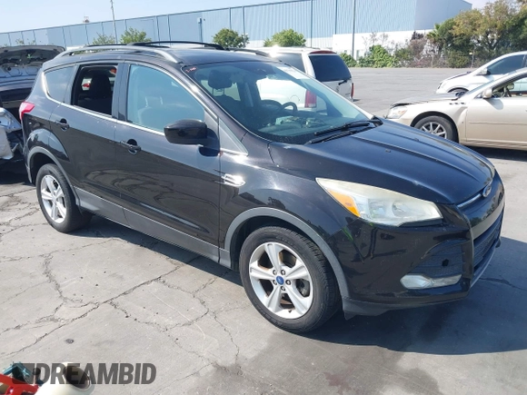 2013 Ford Escape SE с VIN 1FMCU0GX3DUB70805, выставлен на аукционе IAAI как лот 42735924 с пробегом 164 628 миль миль и . История ставок и продаж доступна на DreamBid. Изображение 1.