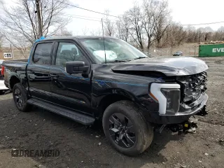 2024 Ford F-150 Lightning Flash with VIN 1FT6W3L78RWG03307, listed as a Copart auction lot 51422915 with 3,621 mi miles and Salvage Title. Bid and sale history available at DreamBid. Image 4.