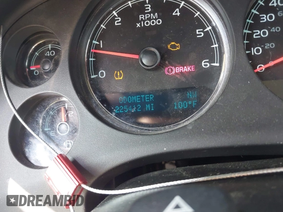 2010 Chevrolet Tahoe LTZ with VIN 1GNUKCE07AR183648, listed as a IAAI auction lot 42284280 with 225,412 mi miles and . Bid and sale history available at DreamBid. Image 15.