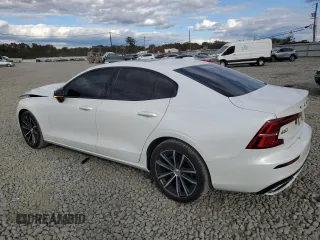 2021 Volvo S60 Momentum with VIN 7JR102FZ8MG122870, listed as a Copart auction lot 76462864 with 24,270 mi miles and Salvage Title. Bid and sale history available at carsss.com. Image 2.