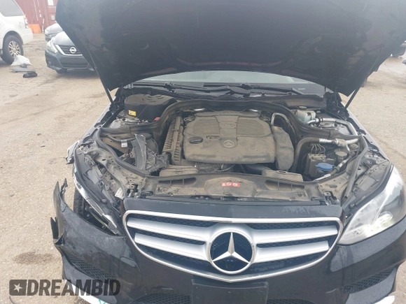 2014 Mercedes-Benz E 350 Sport with VIN WDDHF5KB2EA977354, listed as a IAAI auction lot 42403760 with 92,055 mi miles and . Bid and sale history available at DreamBid. Image 10.