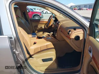 2005 Porsche Cayenne with VIN WP1AA29P75LA24751, listed as a IAAI auction lot 41837622 with 138,912 mi miles. Bid and sale history available at carsss.com. Image 5.