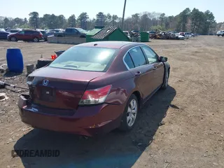 2010 Honda Accord EX-L z VIN 1HGCP2F87AA195187, wystawiony jako IAAI lot #42079677 z przebiegiem Nie podano mil oraz . Historia ofert i sprzedaży dostępna na DreamBid. Obrazek 4.