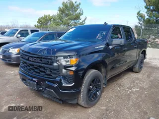 2022 Chevrolet Silverado 1500 Custom with VIN 1GCPDBEK1NZ621341, listed as a IAAI auction lot 41919907 with 60,066 mi miles. Bid and sale history available at carsss.com. Image 2.
