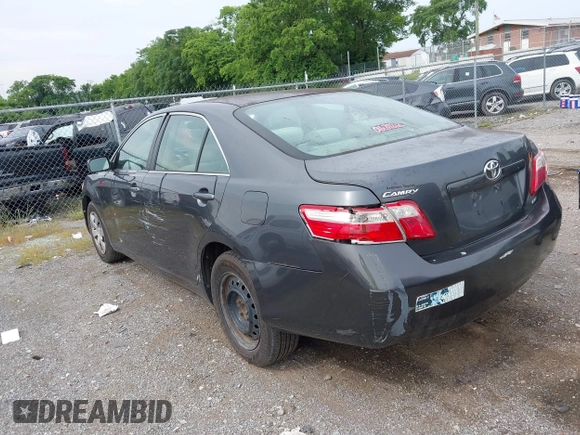 2007 Toyota Camry CE z VIN 4T1BE46K87U111100, wystawiony jako IAAI lot #42465375 z przebiegiem 162 703 mil mil oraz . Historia ofert i sprzedaży dostępna na DreamBid. Obrazek 6.