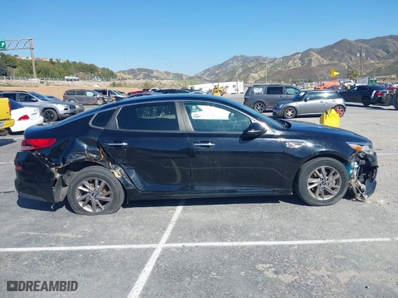 2020 Kia Optima LX with VIN 5XXGT4L30LG396887, listed as a IAAI auction lot 41830154 with 41,062 mi miles. Bid and sale history available at carsss.com. Image 13.