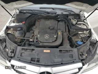 2013 Mercedes-Benz C 250 с VIN WDDGJ4HB3DG051259, выставлен на аукционе Copart как лот 64798525 с пробегом 80 760 миль миль и Чистый • Clean title. История ставок и продаж доступна на DreamBid. Изображение 11.