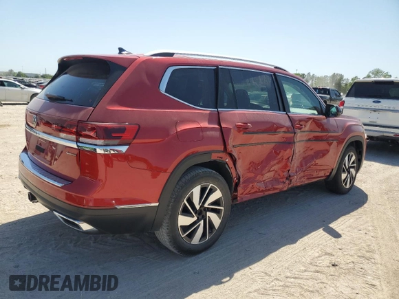 2024 Volkswagen Atlas SEL with VIN 1V2BR2CA3RC533646, listed as a Copart auction lot 52700135 with 10,498 mi miles and Salvage title. Bid and sale history available at DreamBid. Image 3.