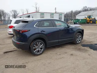 2025 Mazda CX-30 S Preferred with VIN 3MVDMBCMXSM752383, listed as a IAAI auction lot 41555027 with 785 mi miles and . Bid and sale history available at DreamBid. Image 4.