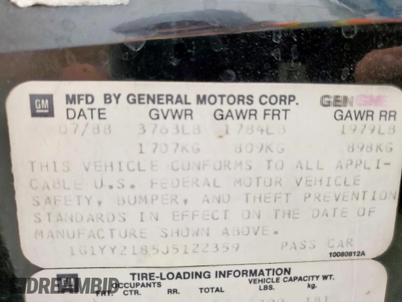 1988 Chevrolet Corvette z VIN 1G1YY2185J5122359, wystawiony jako Copart lot #59104315 z przebiegiem 93 088 mil mil oraz Czysty tytuł • Clean title. Historia ofert i sprzedaży dostępna na DreamBid. Obrazek 12.