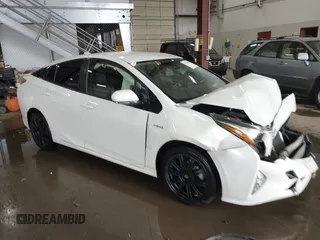 2016 Toyota Prius Four with VIN JTDKARFU2G3022921, listed as a IAAI auction lot 41714828 with 88,919 mi miles. Bid and sale history available at carsss.com. Image 1.