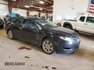 2014 Lincoln MKZ Hybrid with VIN 3LN6L2LU0ER804460, listed as a Copart auction lot 66888155 with 139,565 mi miles and Clean title. Bid and sale history available at DreamBid. Image 4.