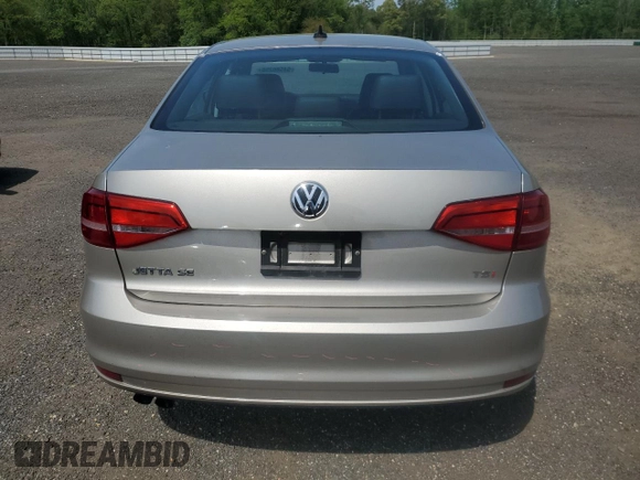2015 Volkswagen Jetta SE с VIN 3VWD07AJ3FM221970, выставлен на аукционе Copart как лот 54586255 с пробегом 144 727 миль миль и Списание • Salvage title. История ставок и продаж доступна на DreamBid. Изображение 6.