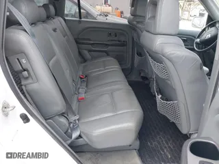 2004 Honda Pilot EX with VIN 2HKYF18604H559427, listed as a IAAI auction lot 42045954 with 361,939 mi miles. Bid and sale history available at carsss.com. Image 8.
