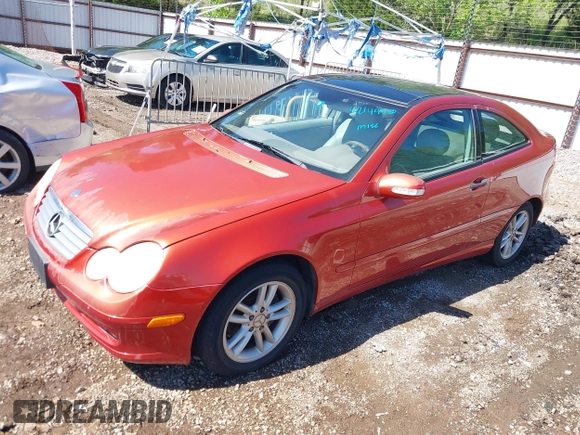 2002 Mercedes-Benz C 230/260/280/320 with VIN WDBRN47J02A346107, listed as a IAAI auction lot 42149980 with Not Provided miles and . Bid and sale history available at DreamBid. Image 2.