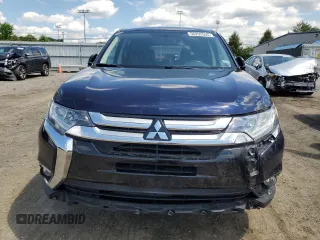 2018 Mitsubishi Outlander SE with VIN JA4AD3A34JZ013831, listed as a Copart auction lot 56292555 with 45,454 mi miles and Salvage title. Bid and sale history available at DreamBid. Image 5.