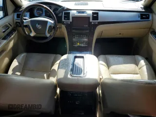 2014 Cadillac Escalade Luxury z VIN 1GYS3BEFXER211230, wystawiony jako Copart lot #54867095 z przebiegiem 274 976 mil mil oraz Szkoda całkowita • Salvage title. Historia ofert i sprzedaży dostępna na DreamBid. Obrazek 8.