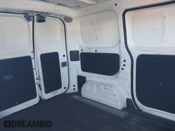 2015 Nissan NV200 S with VIN 3N6CM0KN4FK728252, listed as a IAAI auction lot 41608282 with 72,844 mi miles and . Bid and sale history available at DreamBid. Image 8.