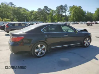 2011 Lexus LS 460 z VIN JTHBL5EF2B5105203, wystawiony jako Copart lot #53115005 z przebiegiem 171 056 mil mil oraz Szkoda całkowita • Salvage title. Historia ofert i sprzedaży dostępna na DreamBid. Obrazek 3.