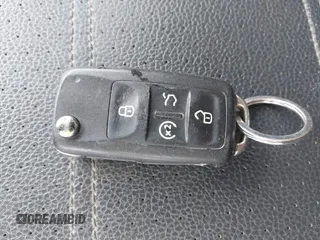 2017 Volkswagen Passat SE z VIN 1VWGT7A30HC031442, wystawiony jako IAAI lot #42008142 z przebiegiem 171 069 mil mil oraz . Historia ofert i sprzedaży dostępna na DreamBid. Obrazek 11.