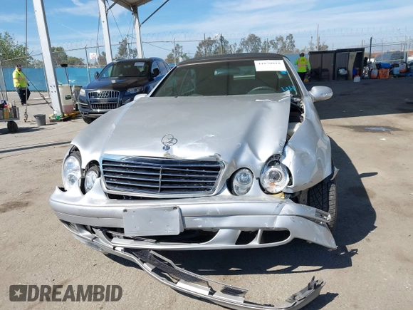 2000 Mercedes-Benz CLK with VIN WDBLK65G7YT051620, listed as a IAAI auction lot 41870818 with 141,676 mi miles and . Bid and sale history available at carsss.com. Image 12.