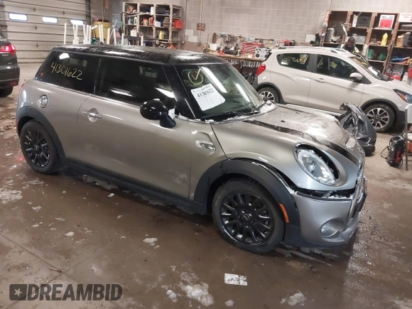 2018 MINI Hardtop Cooper S with VIN WMWXP7C54J2A49041, listed as a IAAI auction lot 41301622 with 49,799 mi miles and . Bid and sale history available at DreamBid. Image 1.