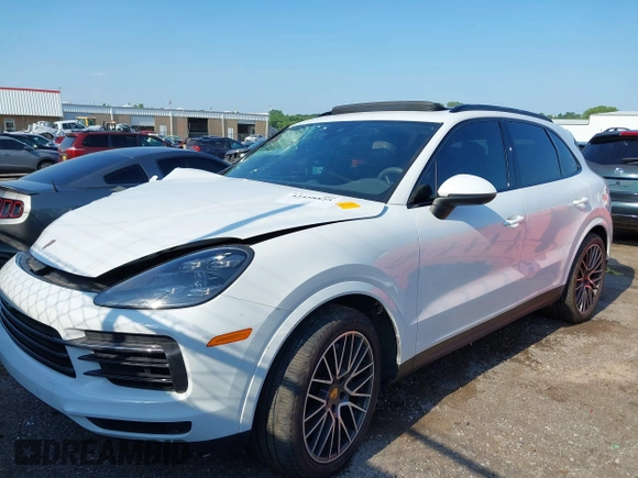 2021 Porsche Cayenne с VIN WP1AA2AYXMDA09268, выставлен на аукционе IAAI как лот 42458825 с пробегом Не указан миль и . История ставок и продаж доступна на DreamBid. Изображение 17.