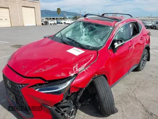 2024 Lexus NX 350h Premium z VIN 2T2GKCEZ7RC025509, wystawiony jako IAAI lot #41998061 z przebiegiem 29 737 mil mil oraz . Historia ofert i sprzedaży dostępna na DreamBid. Obrazek 6.