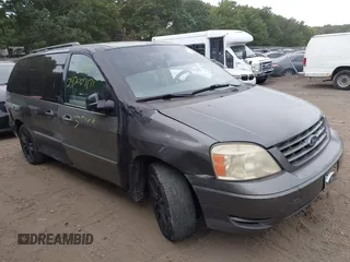 2005 Ford Freestar SE z VIN 2FMDA51645BA69323, wystawiony jako IAAI lot #40399931 z przebiegiem Nie podano mil oraz . Historia ofert i sprzedaży dostępna na DreamBid. Obrazek 1.