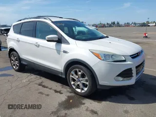 2013 Ford Escape SEL with VIN 1FMCU0HX9DUD78203, listed as a IAAI auction lot 42022707 with 91,709 mi miles. Bid and sale history available at carsss.com. Image 1.