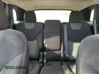 2018 Jeep Cherokee Latitude Tech Connect with VIN 1C4PJMCB0JD527532, listed as a Copart auction lot 53877745 with 246,032 mi miles and Clean Title. Bid and sale history available at carsss.com. Image 10.