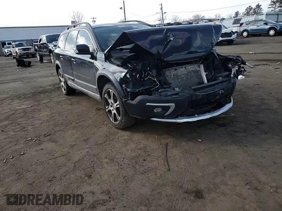 2014 Volvo XC70 T6 with VIN YV4902BZ3E1185741, listed as a Copart auction lot 46597075 with 98,149 mi miles and Salvage Title. Bid and sale history available at DreamBid. Image 10.
