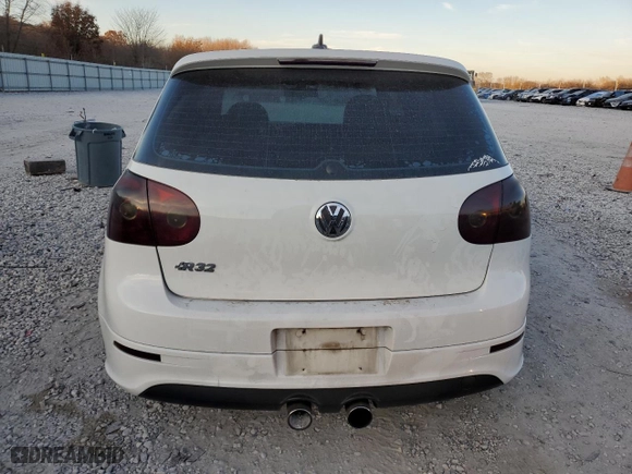 2008 Volkswagen R32 with VIN WVWKC71KX8W083647, listed as a Copart auction lot 82640254 with NaN miles and Salvage Title. Bid and sale history available at carsss.com. Image 6.