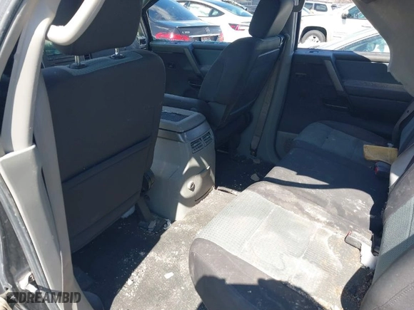 2004 Nissan Titan LE with VIN 1N6AA07B54N565729, listed as a IAAI auction lot 41813726 with 168,029 mi miles. Bid and sale history available at carsss.com. Image 8.