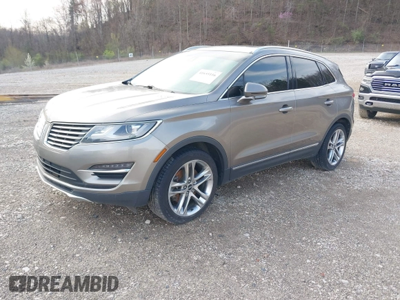 2016 Lincoln MKC Reserve with VIN 5LMCJ3D97GUJ31720, listed as a IAAI auction lot 41655116 with Not provided miles and . Bid and sale history available at DreamBid. Image 2.