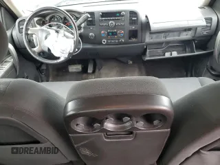 2011 Chevrolet Silverado 1500 LT with VIN 3GCPKSE33BG283936, listed as a Copart auction lot 55745525 with 282,464 mi miles and Clean Title. Bid and sale history available at DreamBid. Image 8.