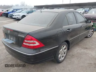 2006 Mercedes-Benz C 280 Luxury with VIN WDBRF92H66F792608, listed as a IAAI auction lot 41386760 with 177,796 mi miles and . Bid and sale history available at DreamBid. Image 4.
