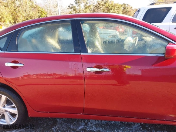 2013 Nissan Altima 2.5 SL with VIN 1N4AL3AP6DC287671, listed as a IAAI auction lot 41280880 with 233,029 mi miles. Bid and sale history available at carsss.com. Image 13.