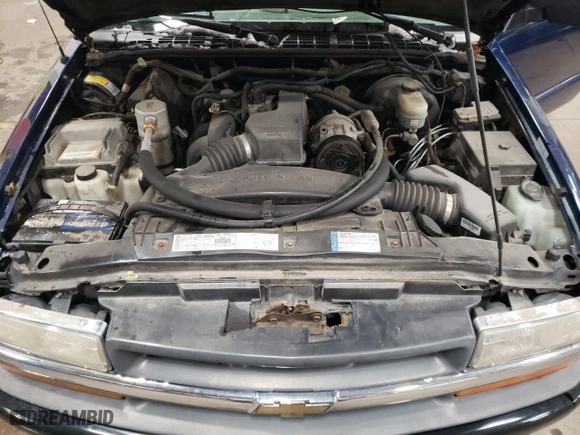 2000 Chevrolet S-10 LS with VIN 1GCCS1456YK266190, listed as a Copart auction lot 86311344 with 82,716 mi miles and Clean Title. Bid and sale history available at carsss.com. Image 11.