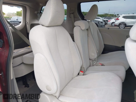 2012 Toyota Sienna LE AAS with VIN 5TDKK3DC2CS193746, listed as a IAAI auction lot 41656325 with 170,049 mi miles. Bid and sale history available at carsss.com. Image 8.
