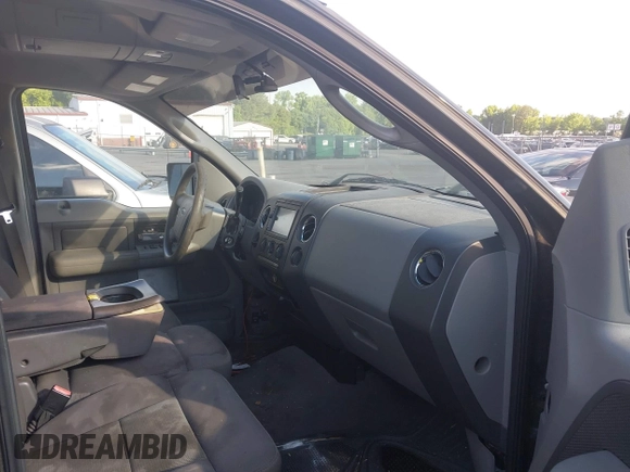 2004 Ford F-150 XLT with VIN 1FTRW12W04KD23892, listed as a IAAI auction lot 42196183 with Not Provided miles and . Bid and sale history available at DreamBid. Image 5.