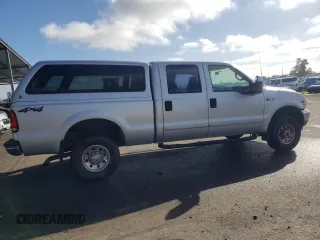 2002 Ford Super Duty F-250 XL with VIN 1FTNW21L52EA58748, listed as a Copart auction lot 39513234 with 142,808 mi miles and Clean Title. Bid and sale history available at carsss.com. Image 3.