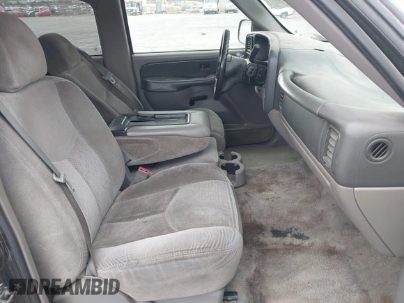 2003 Chevrolet Suburban LS with VIN 1GNEC16T13J250647, listed as a IAAI auction lot 41901480 with 225,335 mi miles and . Bid and sale history available at DreamBid. Image 5.