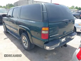 2002 Chevrolet Suburban LT with VIN 1GNEC16Z52J330522, listed as a IAAI auction lot 42251636 with 292,936 mi miles and . Bid and sale history available at DreamBid. Image 3.