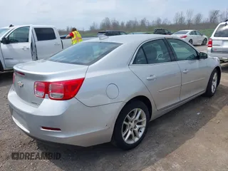 2015 Chevrolet Malibu LT with VIN 1G11C5SL3FU127044, listed as a IAAI auction lot 42142155 with 220,284 mi miles and . Bid and sale history available at DreamBid. Image 4.