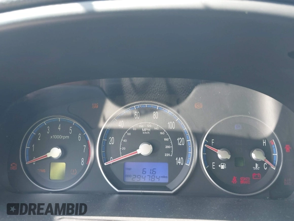2007 Hyundai Santa Fe SE with VIN 5NMSH13E77H024627, listed as a IAAI auction lot 42684627 with 294,784 mi miles and . Bid and sale history available at DreamBid. Image 7.