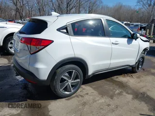 2022 Honda HR-V EX with VIN 3CZRU6H50NM727023, listed as a IAAI auction lot 41749628 with 64,128 mi miles. Bid and sale history available at carsss.com. Image 4.